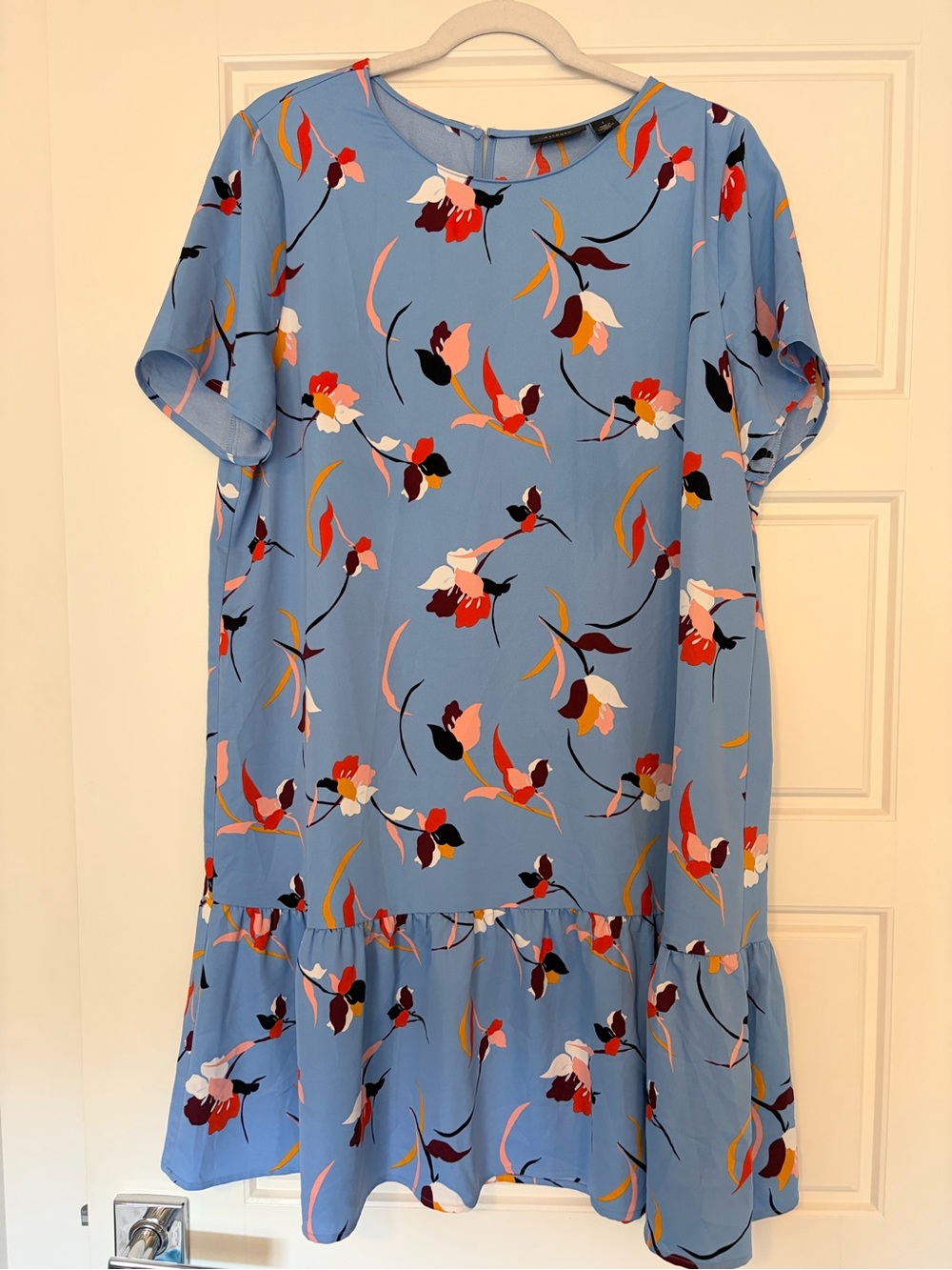 Hologen Size L (fits flowy/oversized) Blue Floral Drop-Waist Short Sleeve Dress
